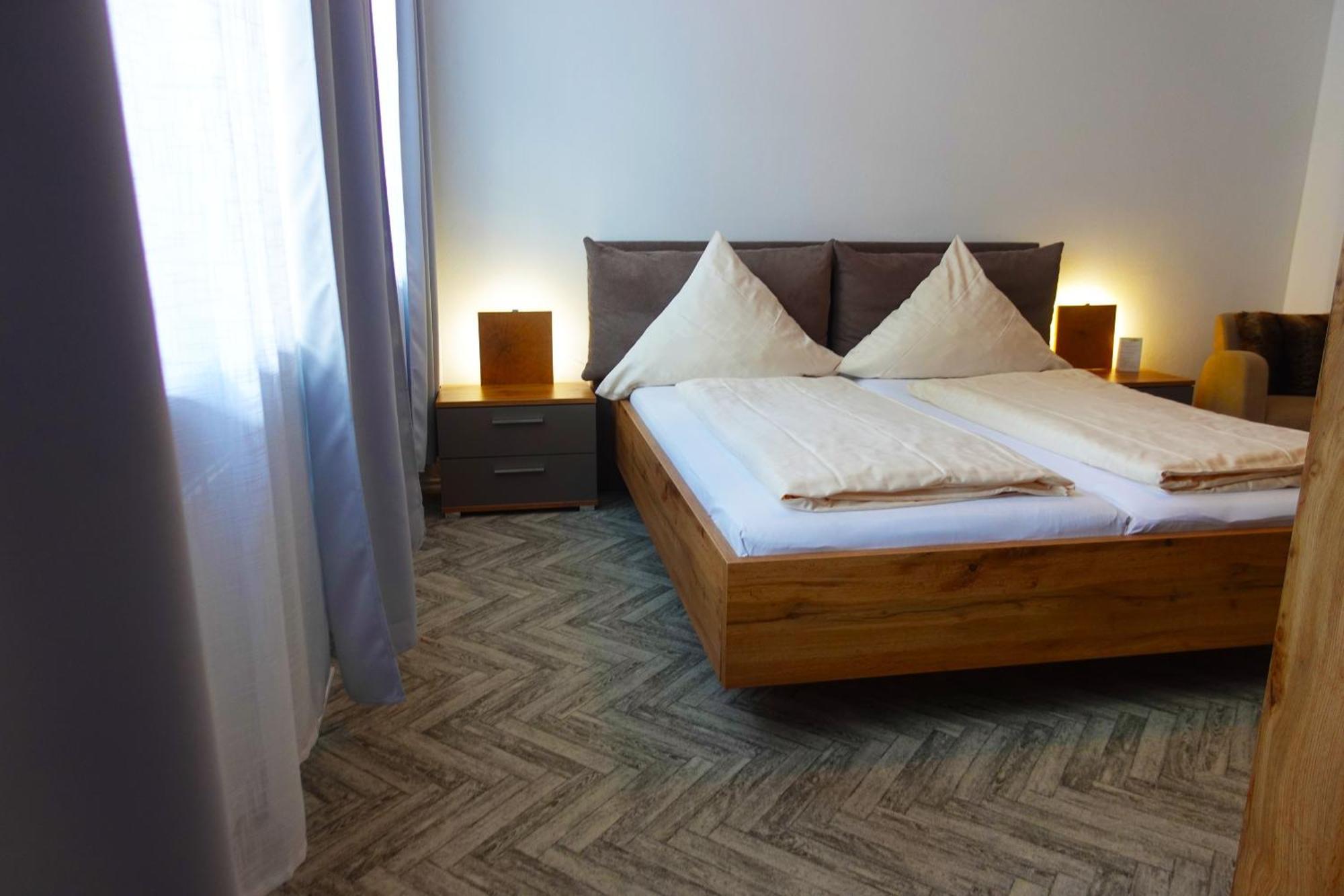 Hotel Berghof Wasserkuppe & Gaestehaus Fuldaquelle Герсфельд Экстерьер фото