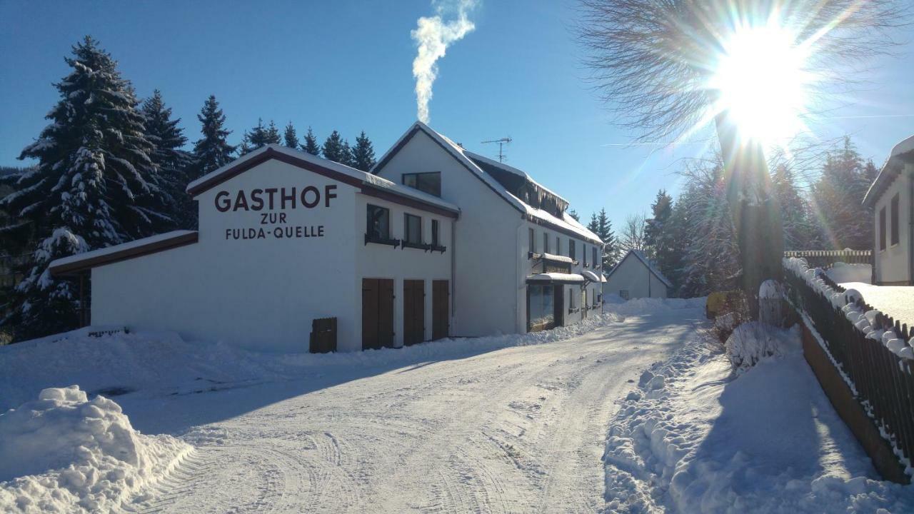Hotel Berghof Wasserkuppe & Gaestehaus Fuldaquelle Герсфельд Экстерьер фото